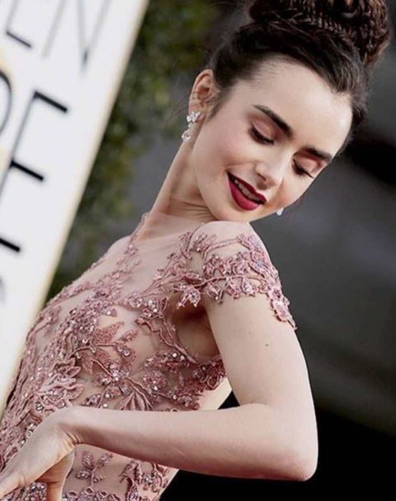 Lily Collins Golden Globes