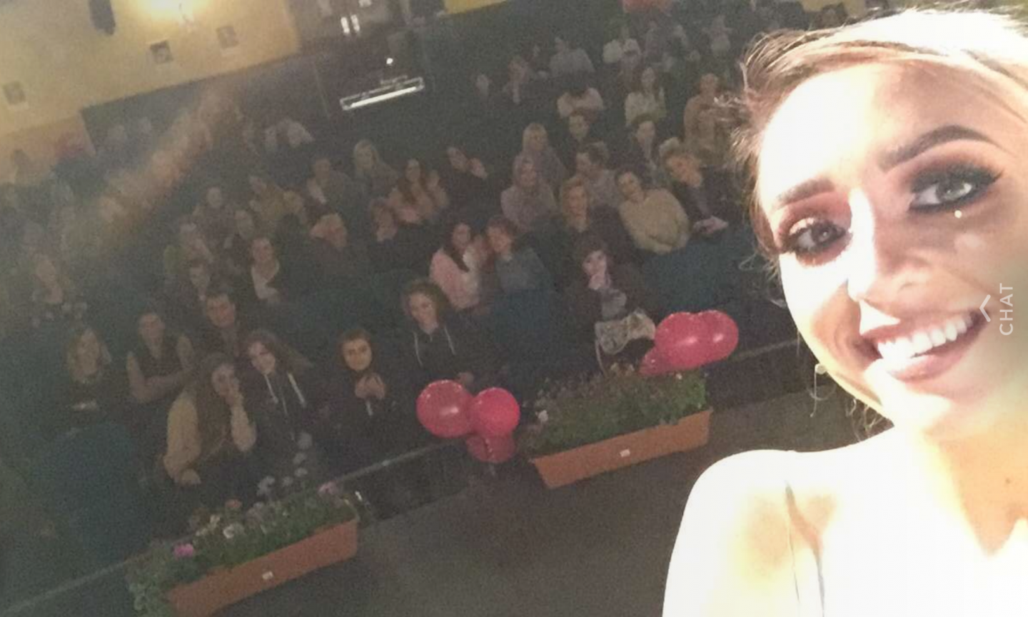 Laura Dempsey Selfie